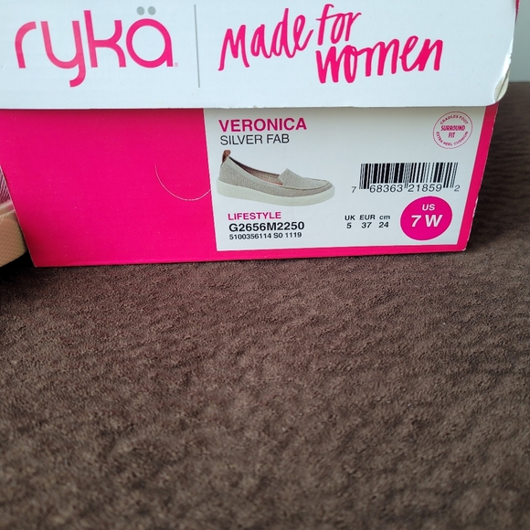Like New/New Ryka Veronica size 7W - Picture 5 of 5